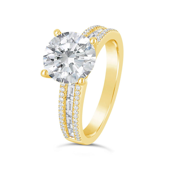 Classic Diamond Engagement Ring