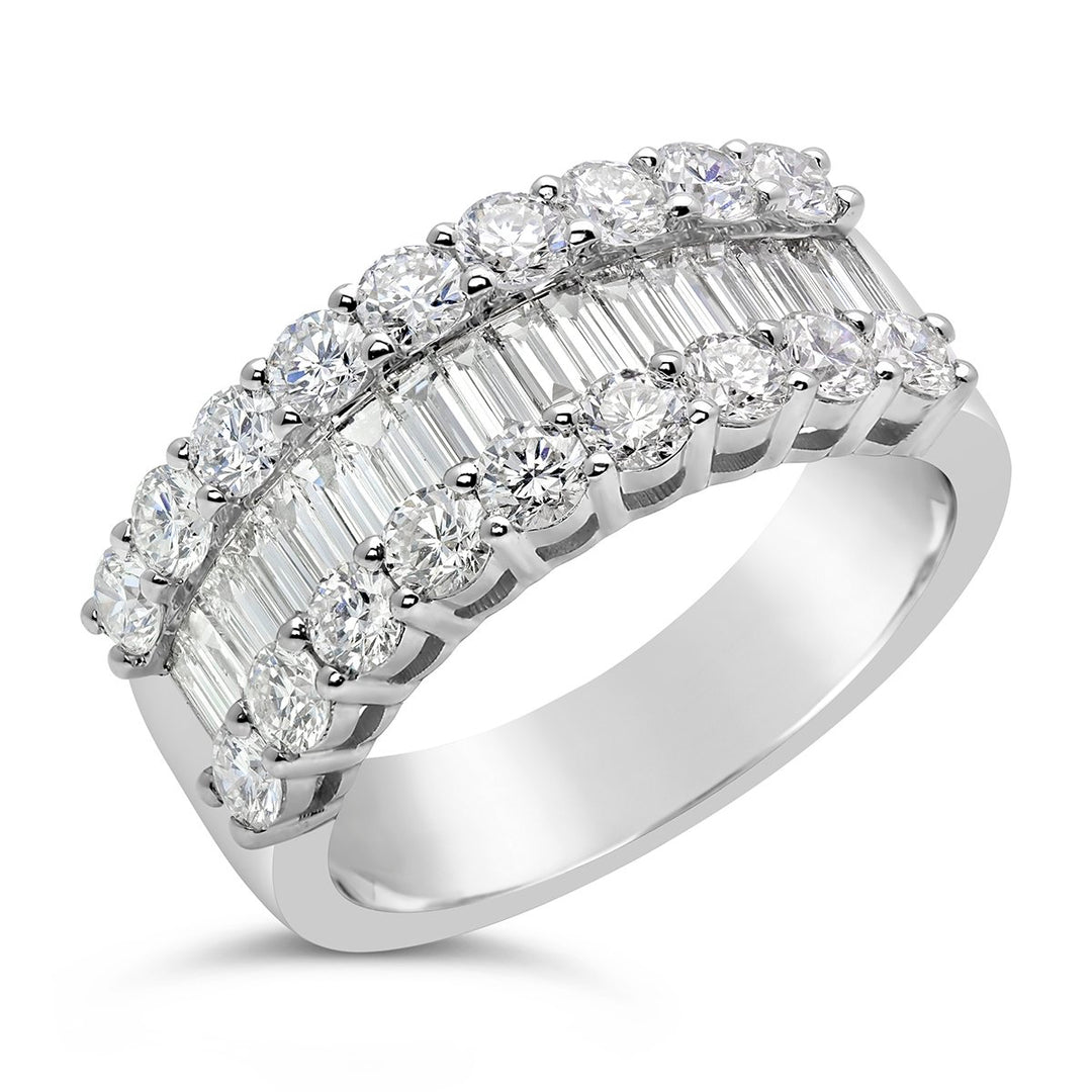 White Gold Diamond & Baguette Ring - MR0641