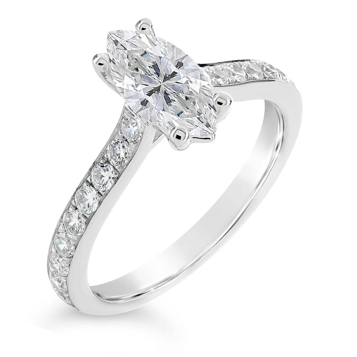 Classic Diamond Engagement Ring Colletion