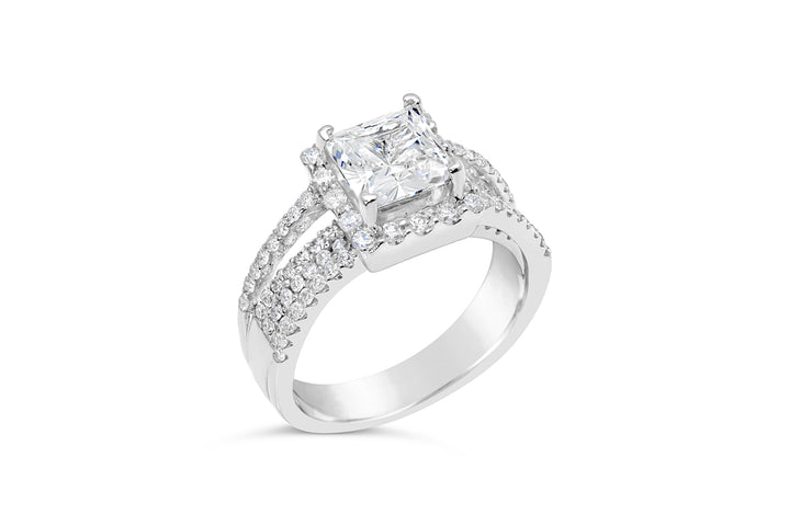 Princess Cut Diamond Halo Engagement Ring