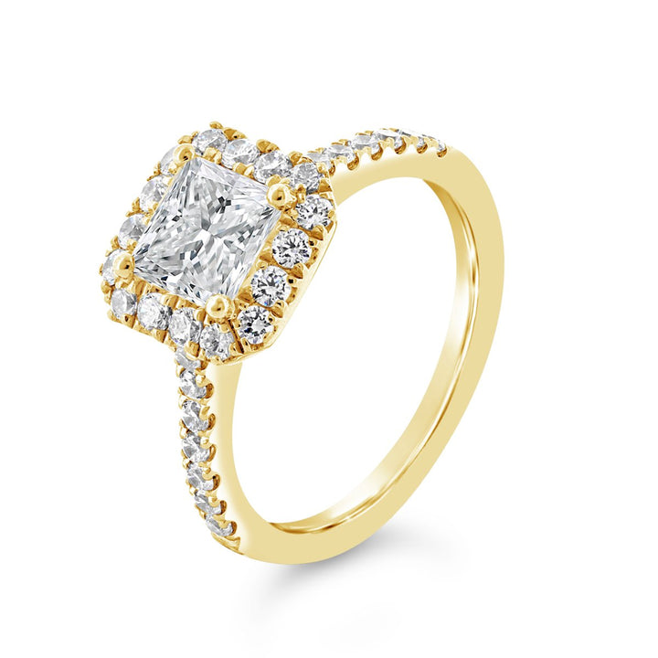 Diamond Halo Engagement Ring