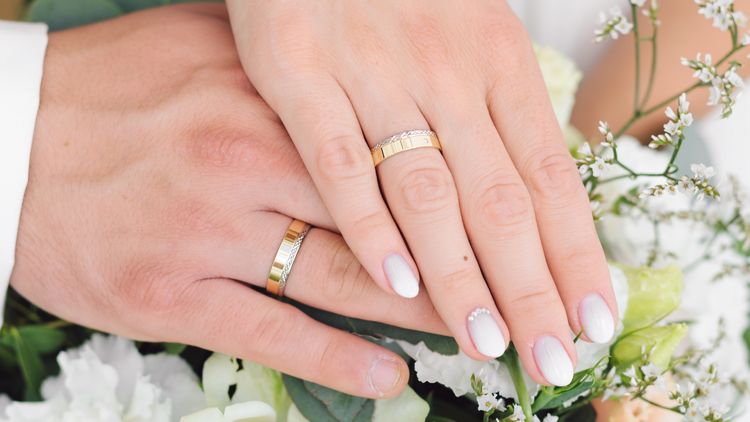 How To Wear Stackable Wedding Rings