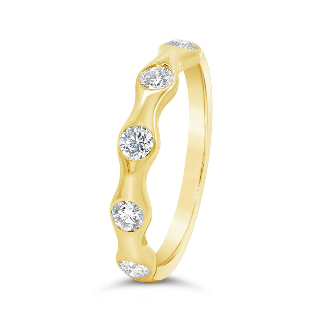 Wavy Flush Set Diamond Band - ARF2237DD